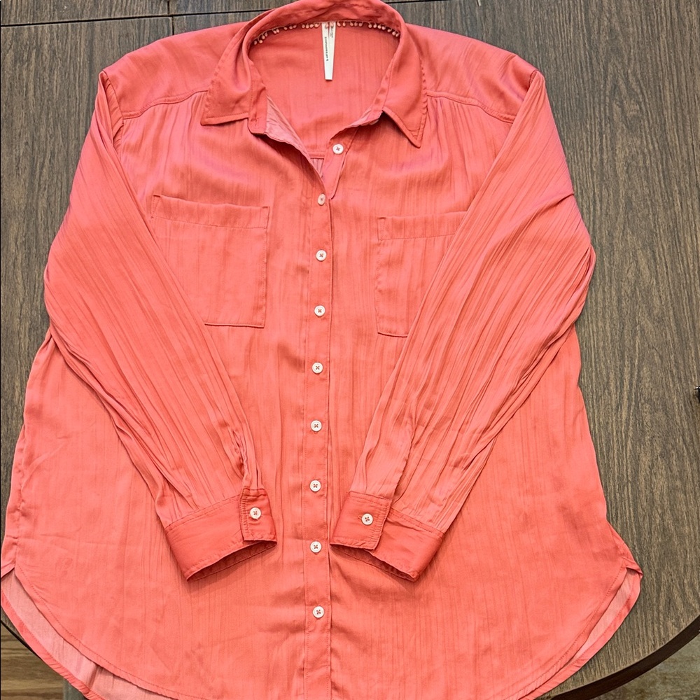 Anthropologie Coral Button-Up Blouse Large beautiful silky top